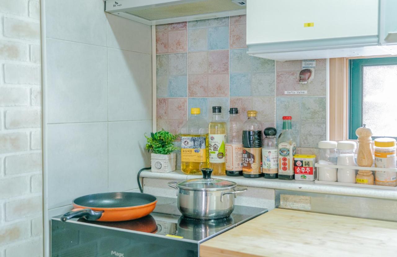 For Family Group, 4Min To Seoul Station Appartement Buitenkant foto