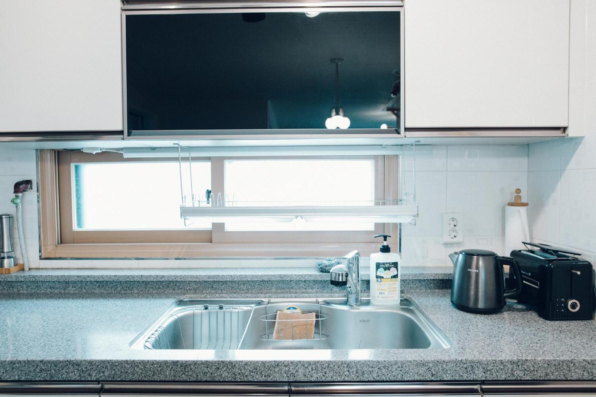 For Family Group, 4Min To Seoul Station Appartement Buitenkant foto
