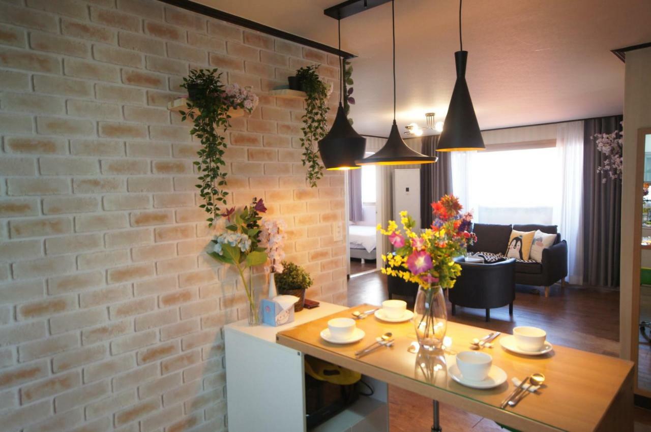 For Family Group, 4Min To Seoul Station Appartement Buitenkant foto